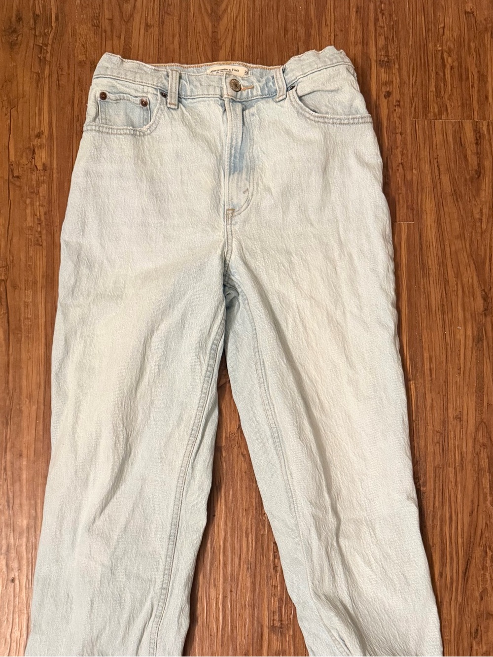 Abercrombie & Fitch 90s Straight Ultra High Rise 28L
